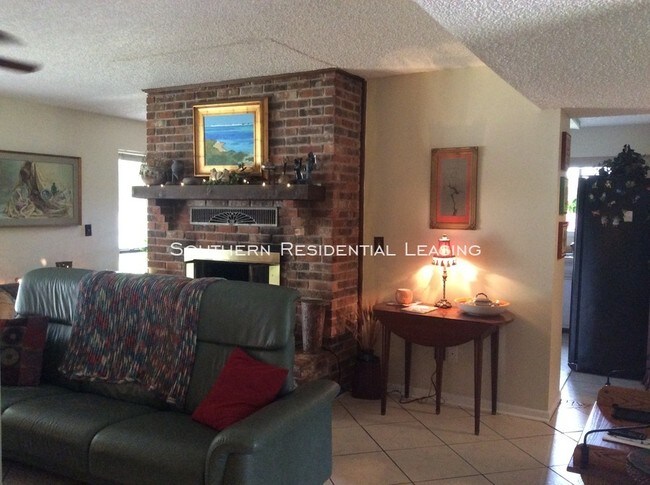 Building Photo - 109 12th Ave, Shalimar FL 32579 ~ by Southern