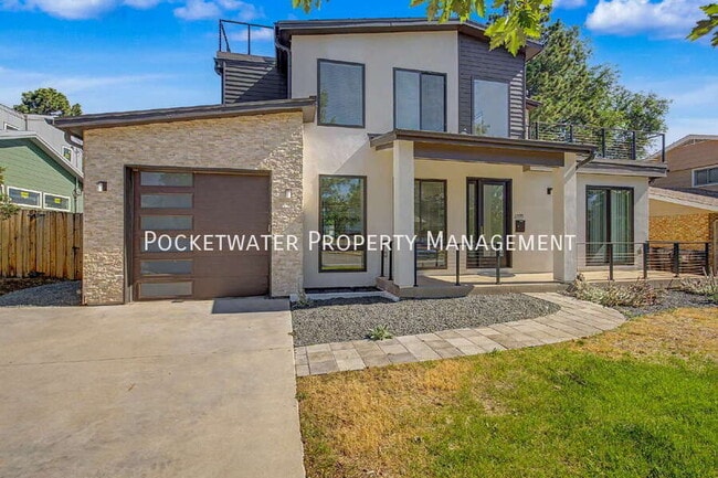 Photo - 3595 Darley Avenue- House