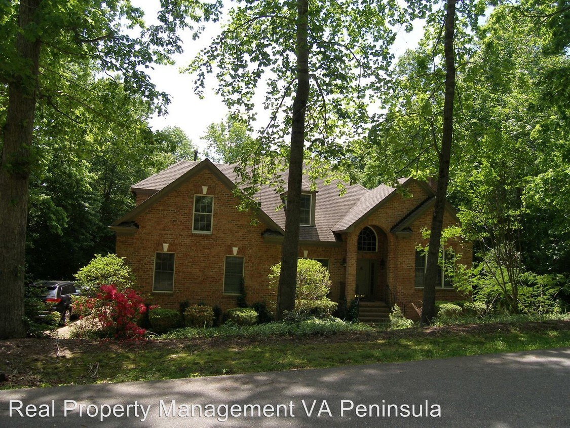 Primary Photo - 5 br, 2.5 bath House - 122 Swinley Forest