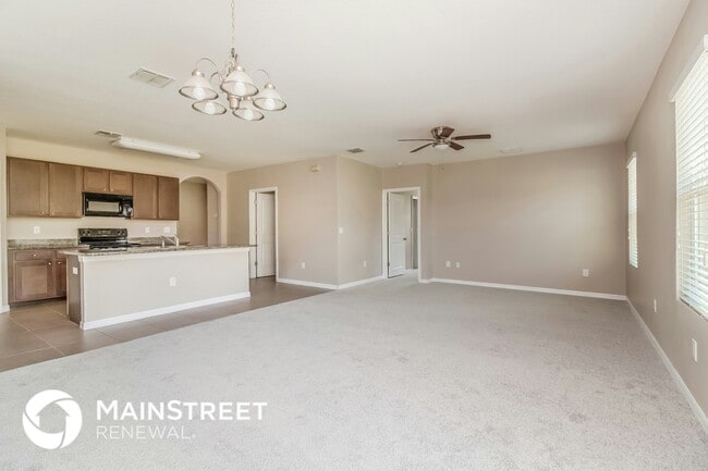 Building Photo - 9710 Highland Ridge Dr