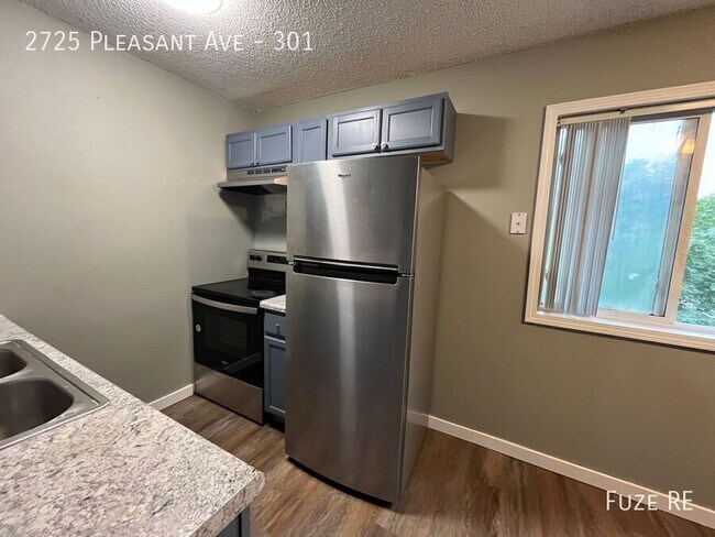 Foto del edificio - 2725 Pleasant Ave