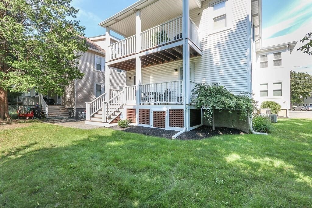 Building Photo - 84 Auburn St