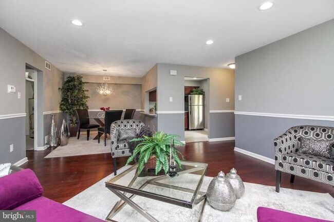 Living room/ Dining area - 2703 Tarnbrook Dr