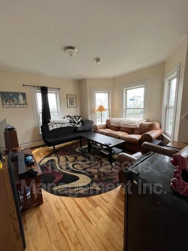 Photo - 8 Park St Apartment