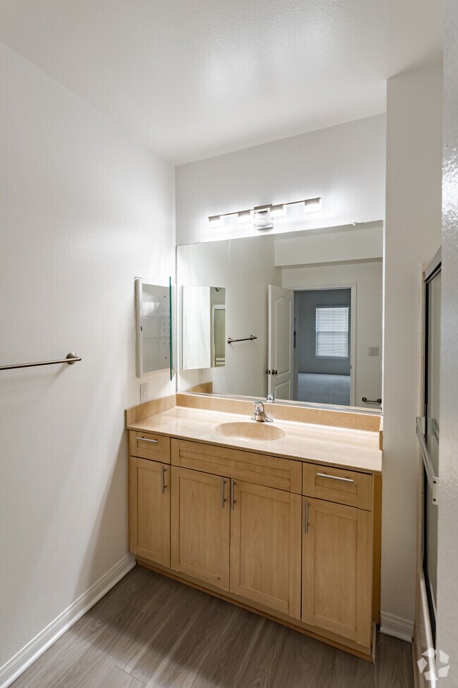 The Mission Apartments Los Angeles, CA