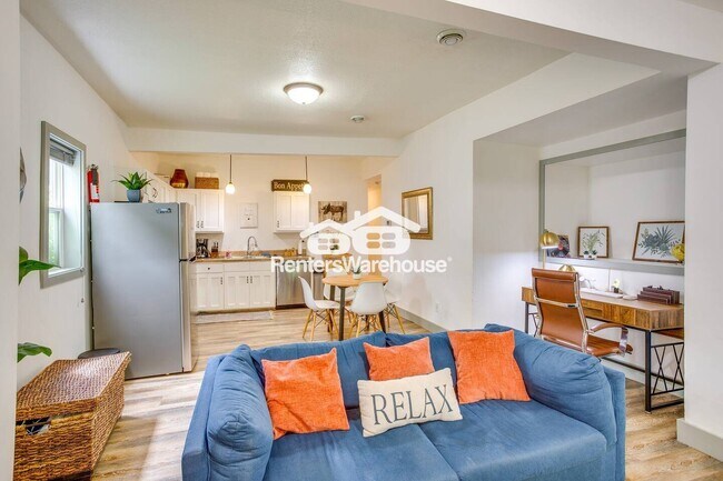 Foto del edificio - 1811 Quincy St NE