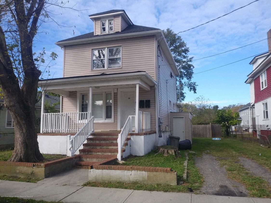 205 Dewitt Ave, Asbury Park, NJ 07712 Townhome Rentals in Asbury Park