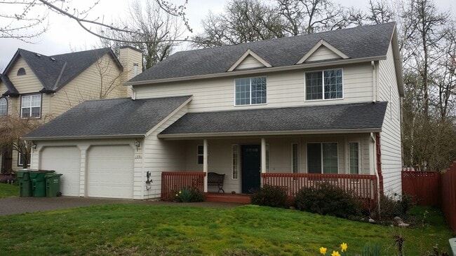 Foto del edificio - Spacious 4-Bedroom House in North Newberg near park and schools