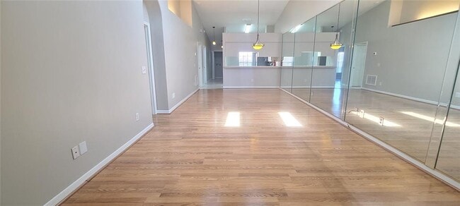 Foto del edificio - 3531 Forest Branch Dr