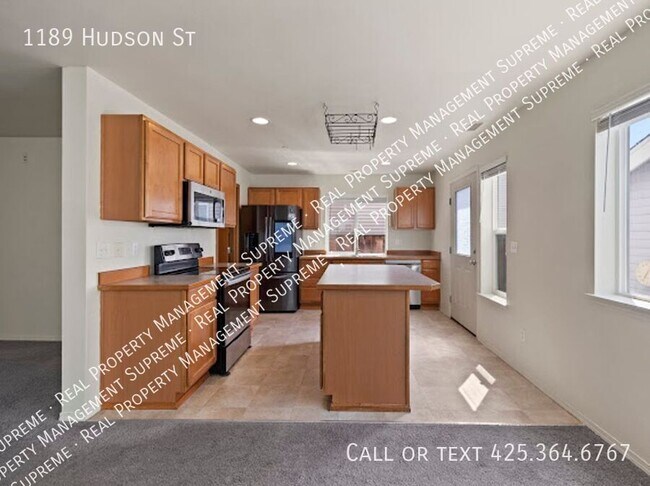 Foto del edificio - 1189 Hudson St