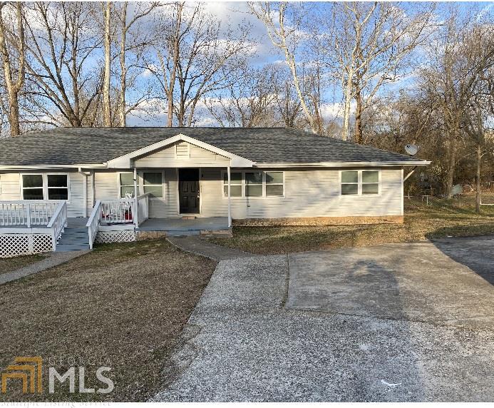 4415 Oak St Unit B, Oakwood, GA 30566 Room for Rent in Oakwood, GA