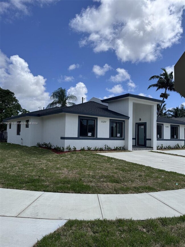 Building Photo - 11277 SW 189th Terrace