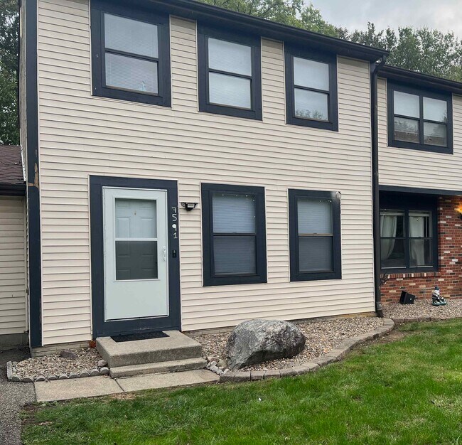 7591 Pickett Ln, Columbus, OH 43235 House Rental in Columbus, OH