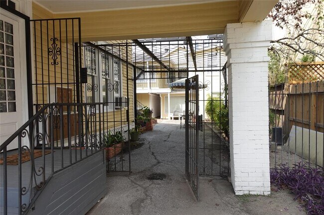 Foto del edificio - 307 Stratford St
