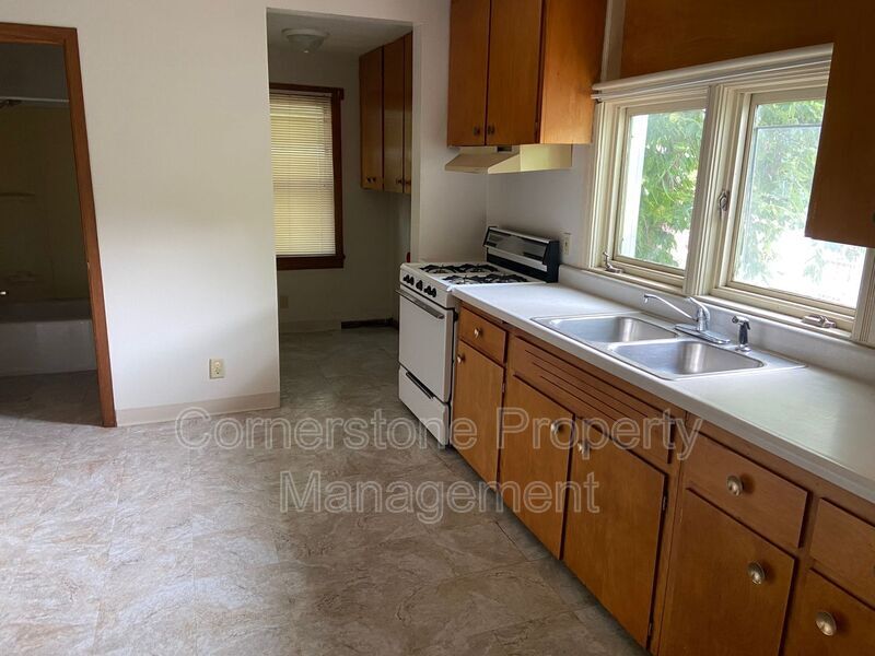Foto principal - 919 3rd Ave N