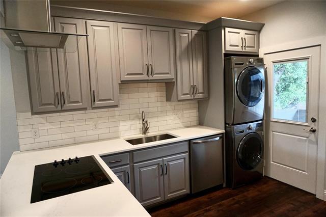 Foto principal - 10730 Park Village Pl