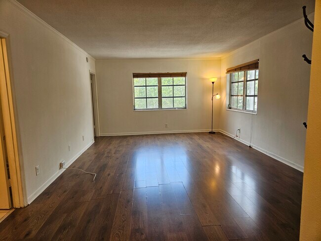 living room - 2426 SE 17th St