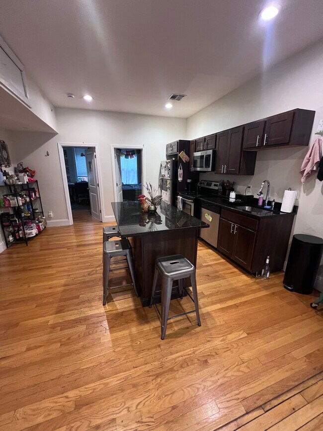 Foto del edificio - 8 Burney St