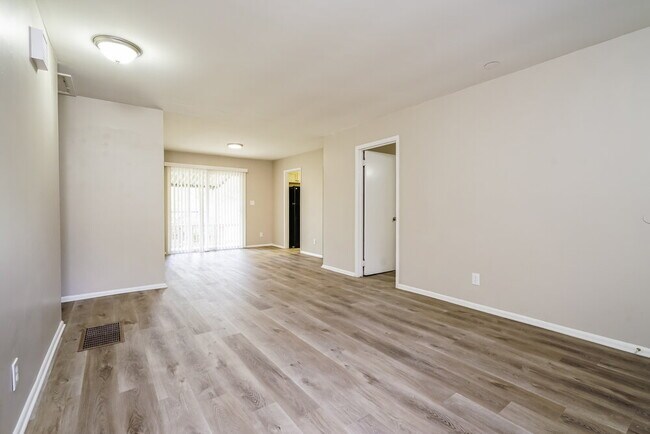 Foto del edificio - 367 Lady Guinevere Way