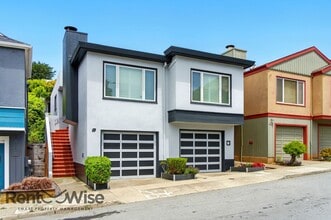 Building Photo - 61 Marview Way