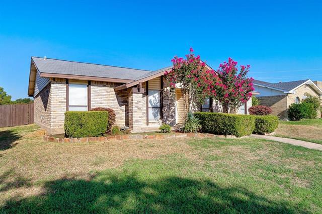 Building Photo - 3017 Rockett Dr