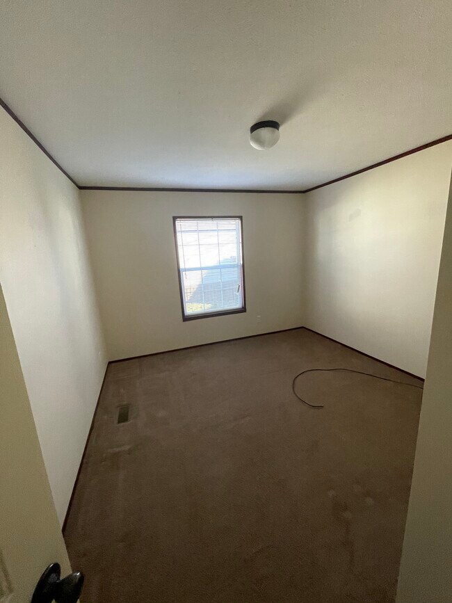 Bedroom 3 - 1913 Borman Ct