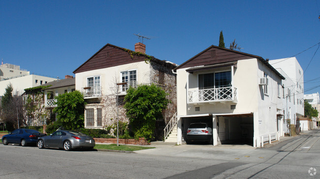 Building Photo - 156 S Reeves Dr
