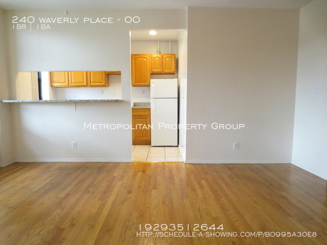 Building Photo - 240 Waverly Pl