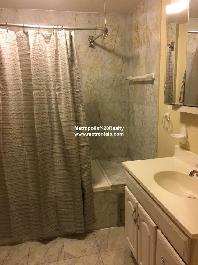 Foto del edificio - 64 Prospect St