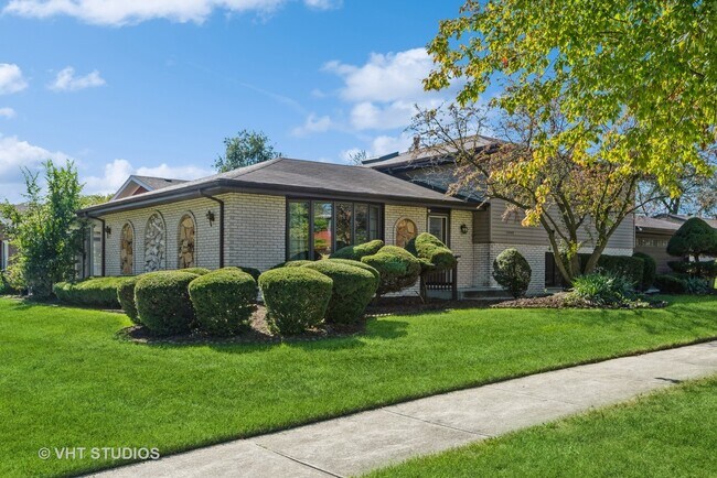 Foto del edificio - 17000 Cherry Creek Ave