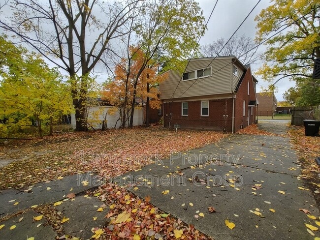 Foto del edificio - 19152 Sunderland Rd