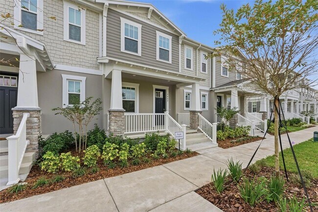 Foto del edificio - 2462 Celebration Blvd