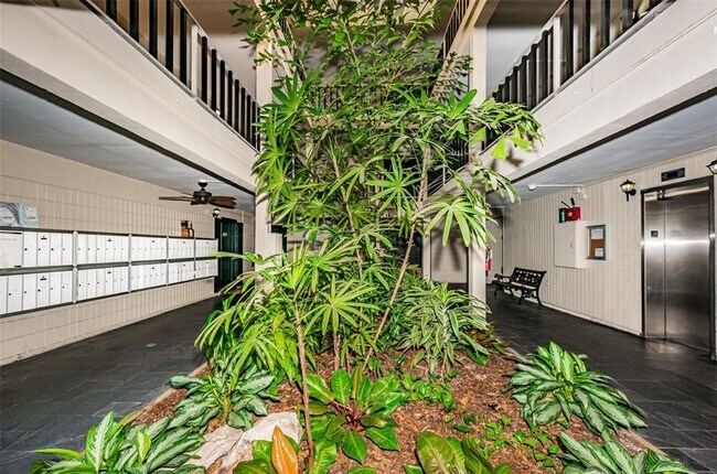 Foto del edificio - 2302 S Manhattan Ave