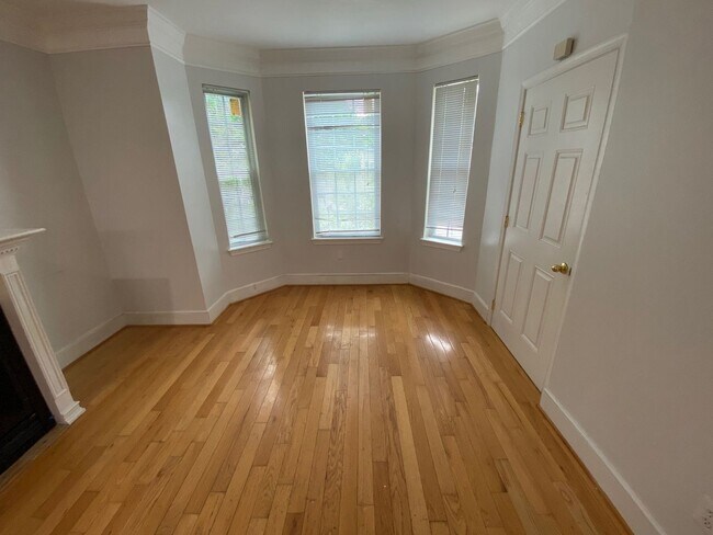 Foto del edificio - 1521 3rd St NW