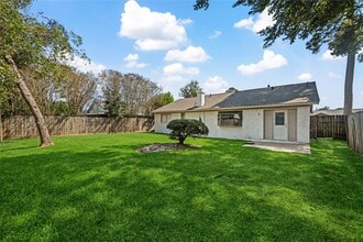 Building Photo - 20109 Misty Pines Dr