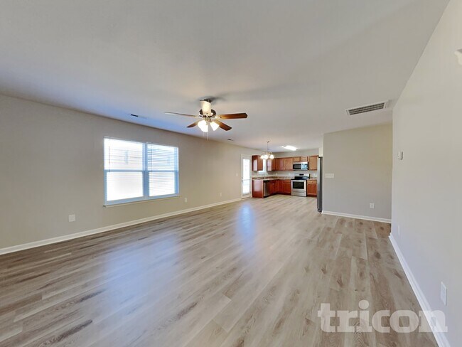 Building Photo - 4818 Kitledge Dr