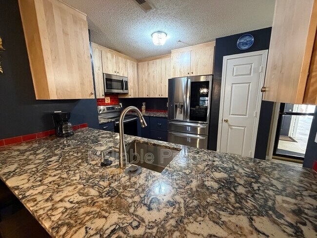 Foto del edificio - 203 Sturbridge Dr