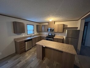 Building Photo - 449 Montana