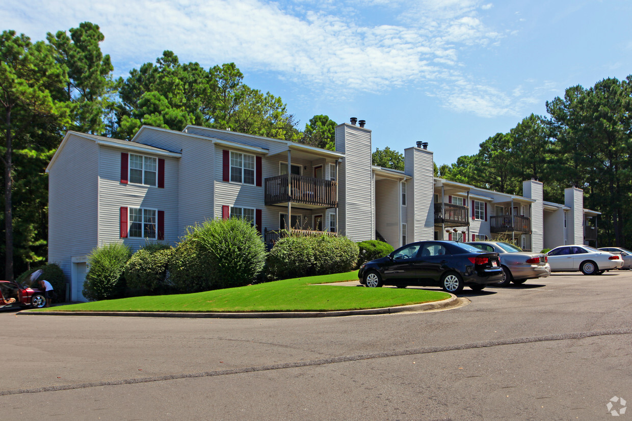 Primary Photo - Grayson Trace Apartments