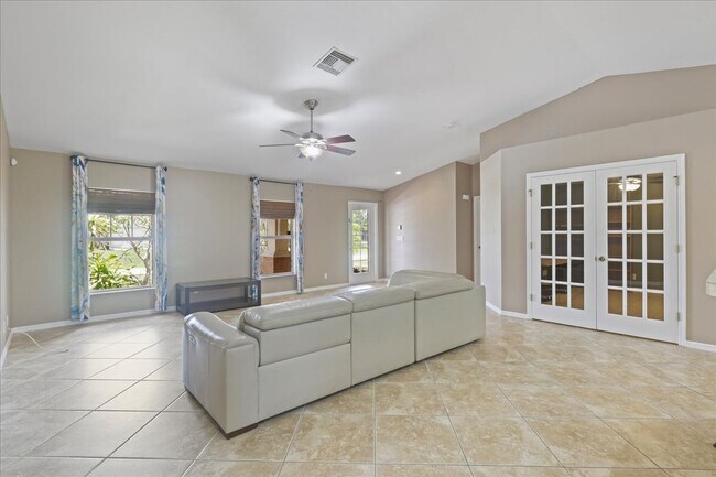 Foto del edificio - 1505 SW 22nd Pl