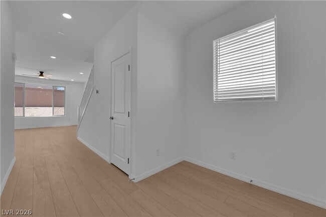 Foto del edificio - 10227 Estancia Hl St