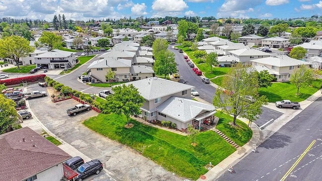 Building Photo - 11543 Quartz Dr