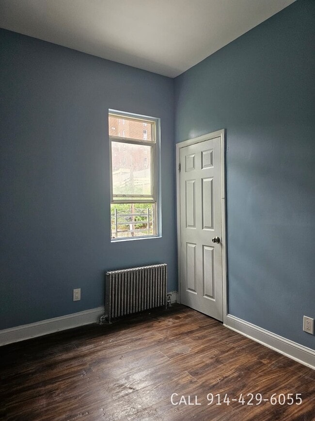 Photo - 143 Stanley Ave Apartment