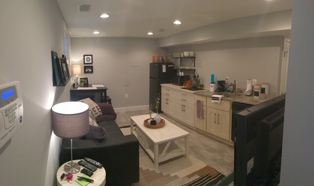 6713 13th Place NW Unit Basement apartment, Washington, DC 20012