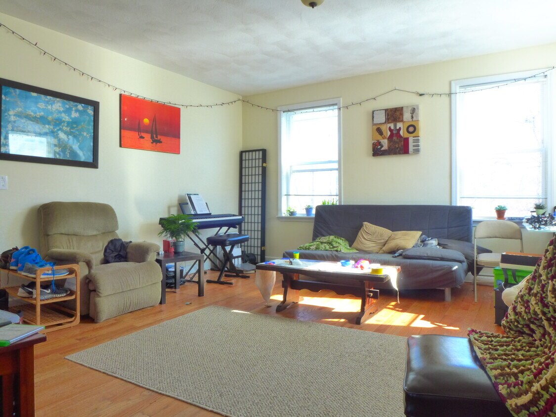 Foto principal - 5 Lambert Ave