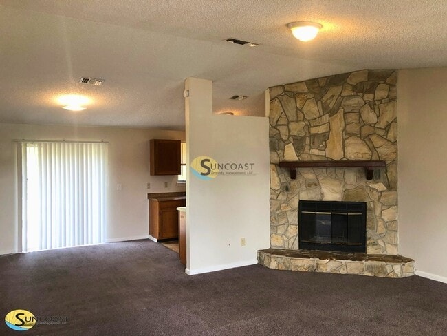 Foto del edificio - 2409 Justin Rd E