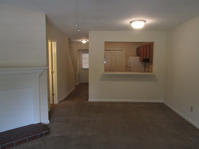 Foto del edificio - 605 Archdale Dr