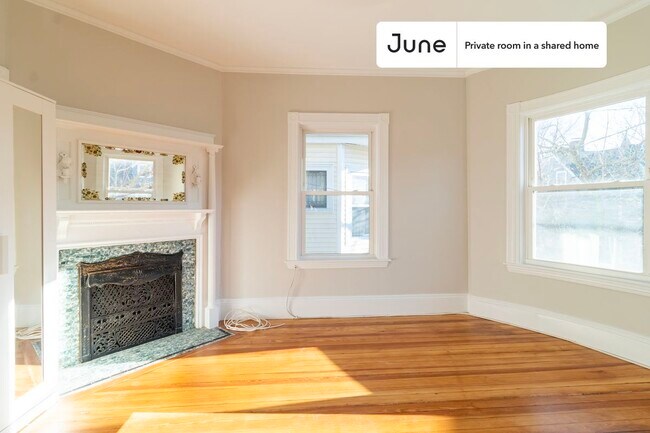 Foto del edificio - Room in Shared 5 bed/2 bath home in Brookline