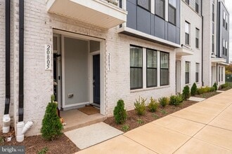 Building Photo - 20803 Wood Quay Dr Building Photo - 20803 Wood Quay Dr