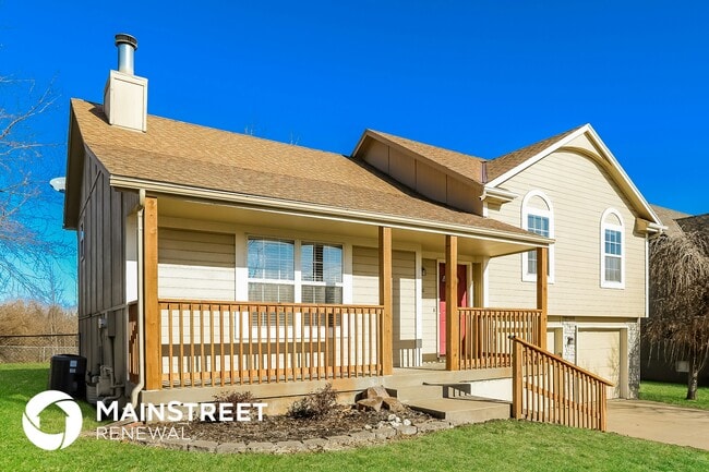 Building Photo - 2300 Valley View W